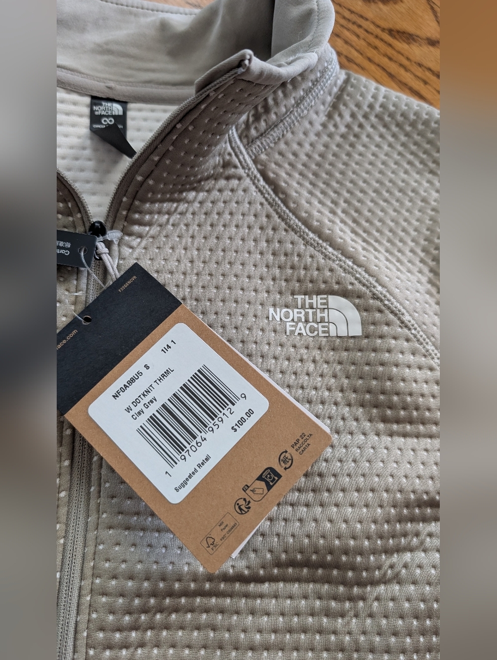 NEW! Women's The North Face Dot Knit Thermal 1/4 Zip Size Small - Picture 2 of 5